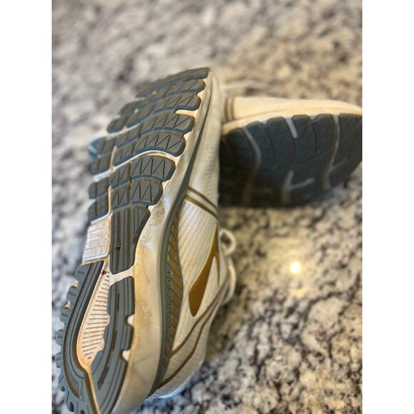 Brooks Adrenaline GTS 20 running shoe mens size 13 - Picture 12 of 16